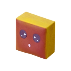 Игрушка латекс L-466 "Десерт - Пирожное кубик" 6 см